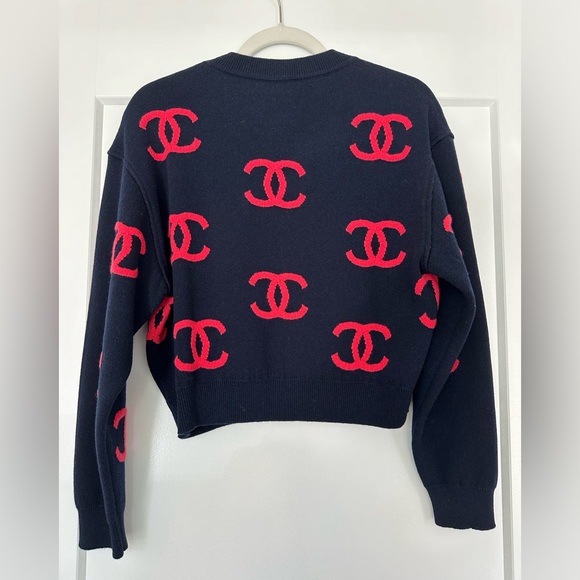 Chanel Navy & Pink Pullover - Picture 5 of 6